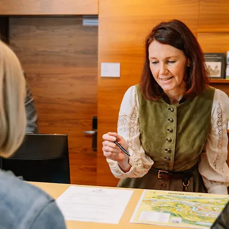 Auszeit St Lambrecht ホテル 4*